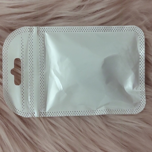 Brand New RHINESTONE ACCENT False Nails-M - Picture 2 of 3